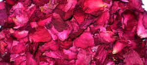 علاج رائحة العرق الكريهة بالأعشاب-بتلات ورد
